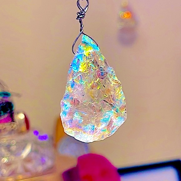 BOGO!! 🔮✨ Angel Aura Quartz Hand Crafted Pear Pendant w/ Sterling Silver chain - Picture 6 of 14